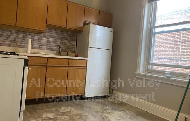 313 W ST