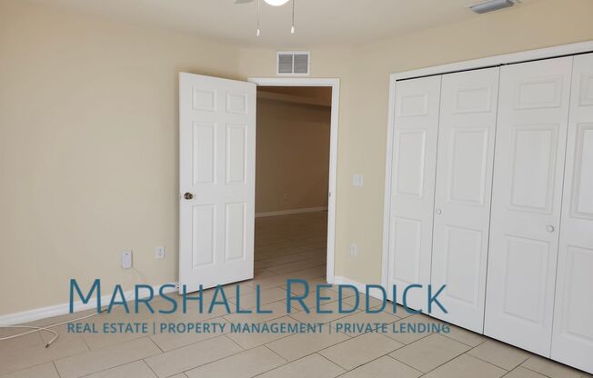 3 beds, 2 baths, $1,645, Unit 3313 SW 15th Pl