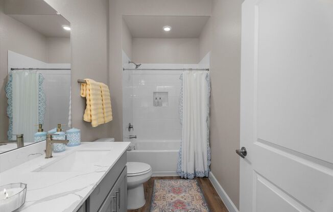 1 bed, 1 bath, 663 sqft, $1,450, Unit 433