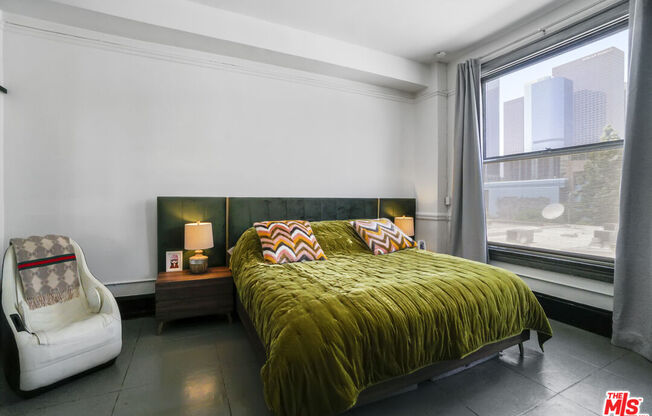 1 bed, 1 bath, 1,050 sqft, $3,300, Unit 313