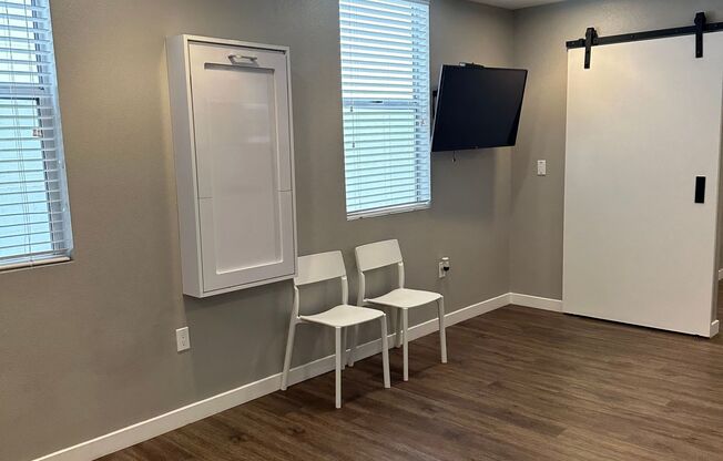 Studio, 1 bath, 294 sqft, $1,750, Unit 434-301