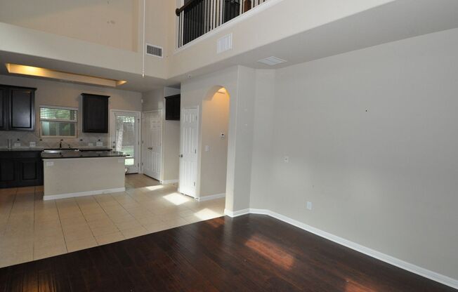 Spacious townhome in GREAT location!