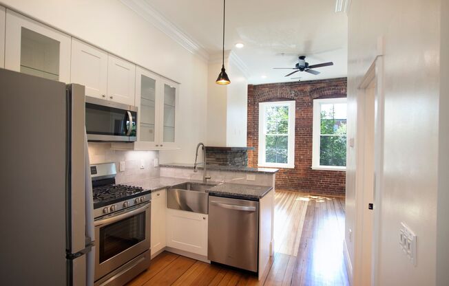 440 CENTRAL AVE
