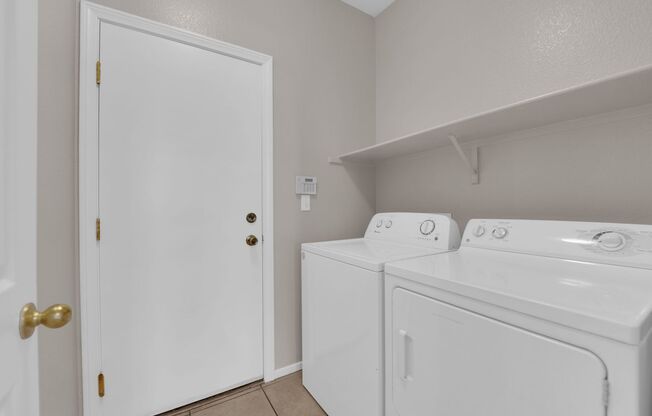 4 beds, 2.5 baths, $2,195