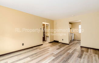 2 beds, 1 bath, 775 sqft, $825, Unit A