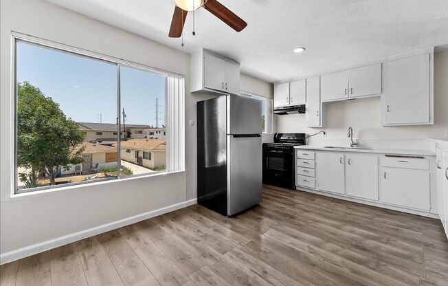 4945 W 118 PL