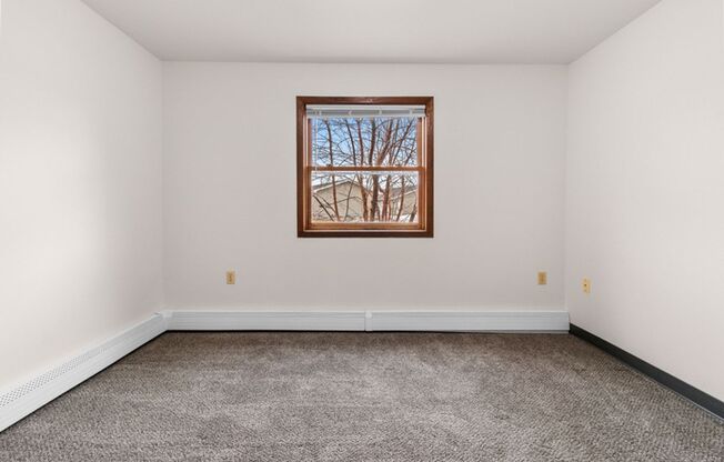 2 beds, 1 bath, 900 sqft, $1,045, Unit 2950