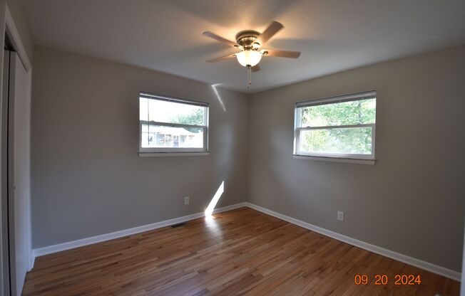 3 beds, 2 baths, $1,600