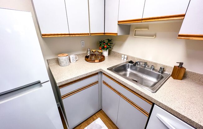 2 beds, 1 bath, 788 sqft, $2,395, Unit 102