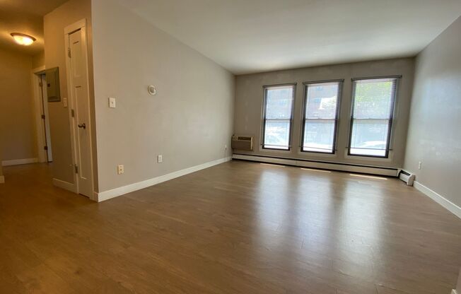 Modern Farwell Ave Apartments