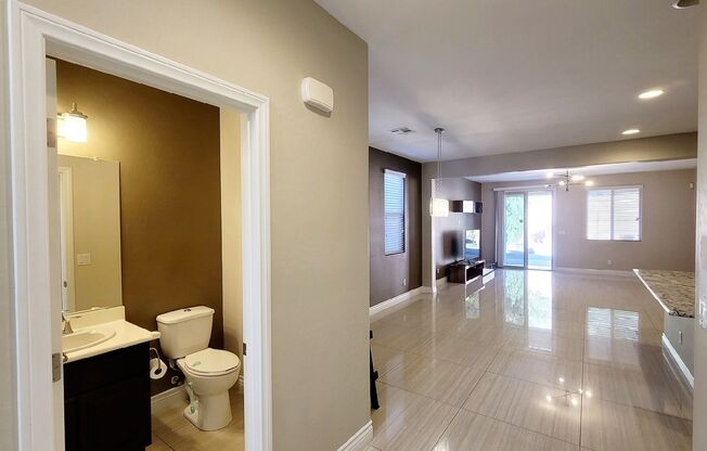 7146 Flowering Rose Ave - 4 bedrooms , 3.5 bathrooms, 2522 SQFT