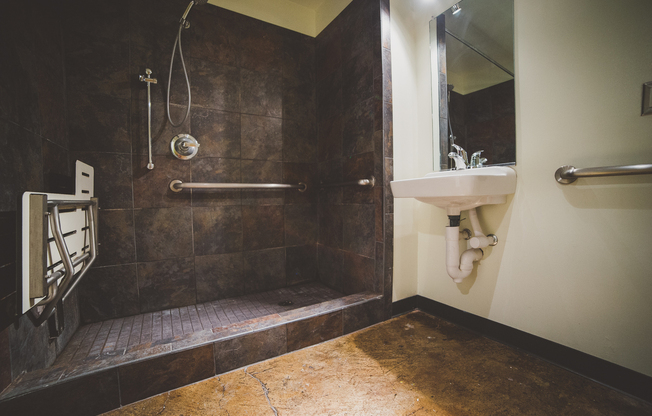 Studio, 1 bath, 574 sqft, $1,195, Unit APT 2F