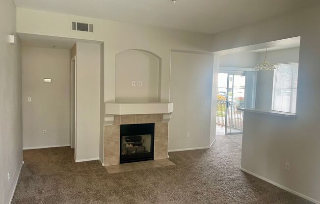 3 beds, 2 baths, $1,695, Unit # 1008