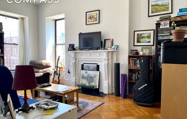 507 MANHATTAN AVE