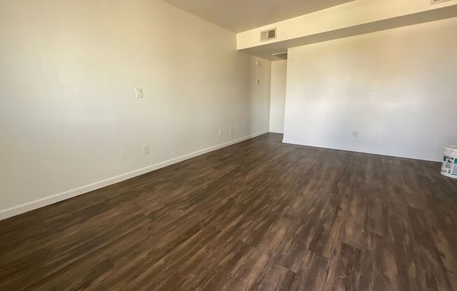 1 bed, 1 bath, 650 sqft, $1,175, Unit 201