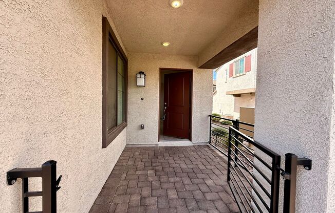 3 BED 2.5 BATH 2 CAR GARAGE TOWNHOUSE w/ LOFT in CADENCE FOR RENT!