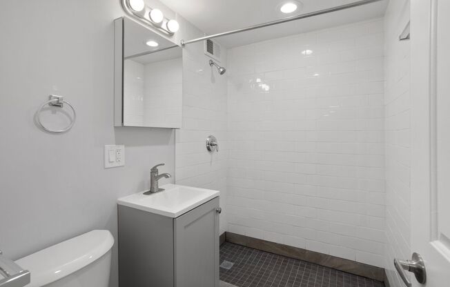 1 bed, 1 bath, 485 sqft, $1,750, Unit 406