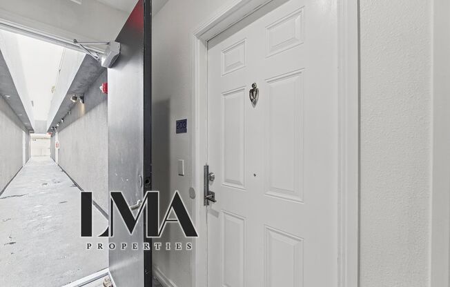 Studio, 1 bath, 500 sqft, $1,238, Unit 206