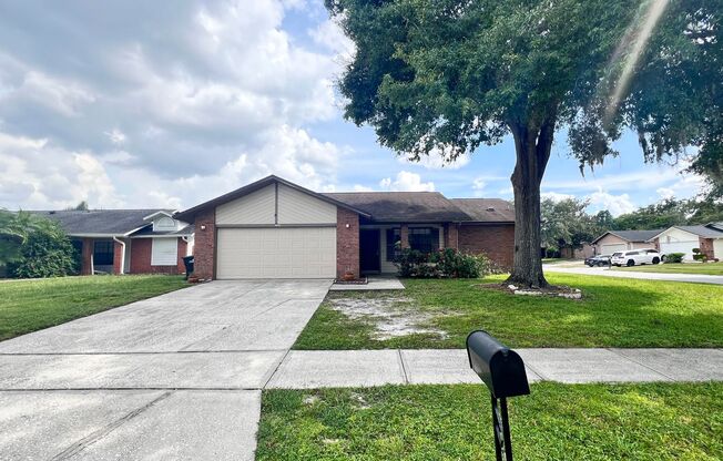 Available on August 8th! Cozy 3 Bed/2 Bath Home in the Heart of Orlando!!!