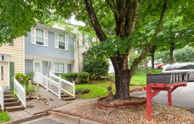 Two-Story Townhome Quiet Neighborhood w/ Great Roommate Layout!