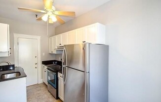 2 Sutherland Rd Apt 1