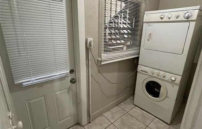 1 bed, 1 bath, 600 sqft, $1,895, Unit 752