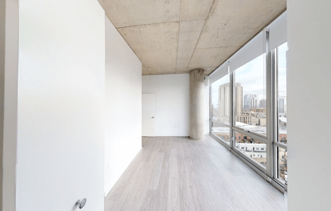 1613 S WABASH AVE