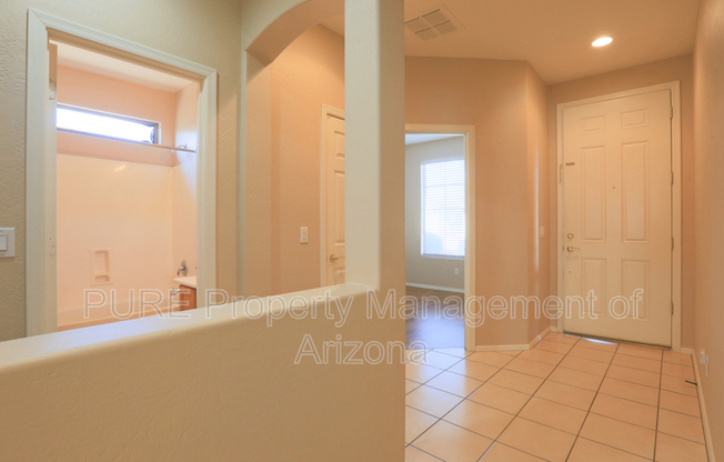 3323 E POWELL CT