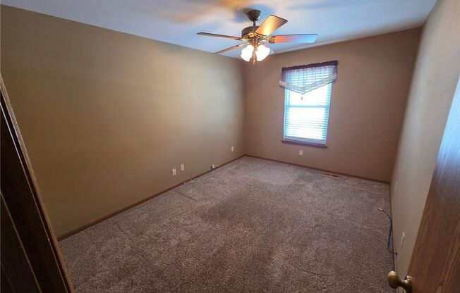 3 beds, 3 baths, 1,659 sqft, $2,900, Unit Rhine Court 3935