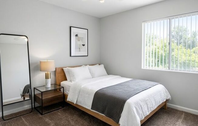 2 beds, 1 bath, 760 sqft, $1,229, Unit 276