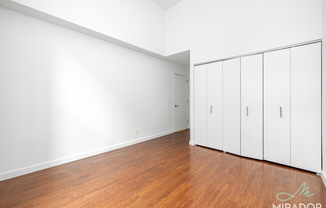 1 bed, 1 bath, $4,600, Unit 4B