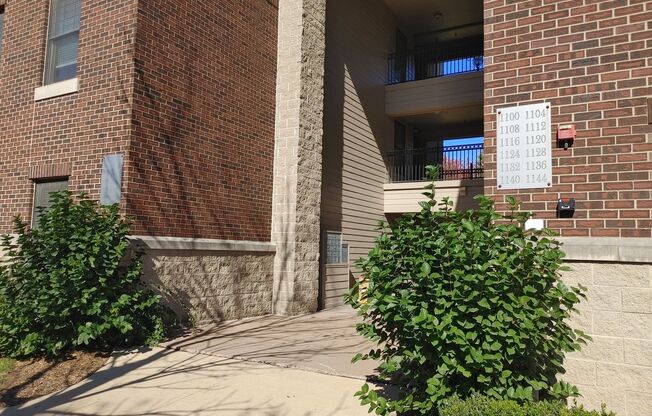 $1,550 | 2 Bedroom, 2 Bathroom Condo | No Pets | Available for a June 6th, 2026 Move In!