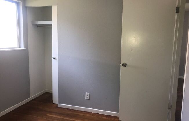 3 beds, 1 bath, $1,565