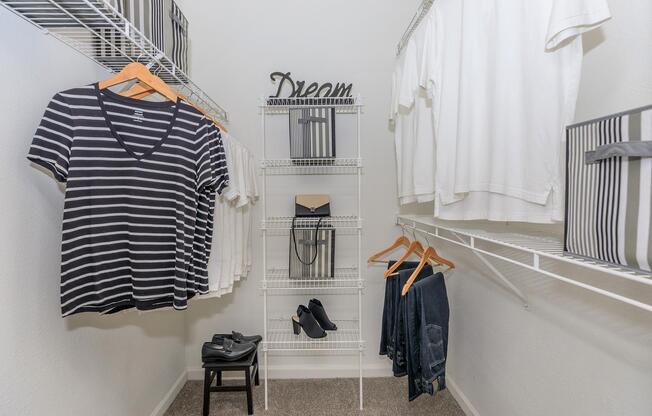 2 beds, 2 baths, 1,025 sqft, $1,295