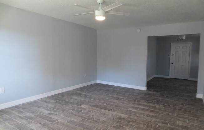 7230 Saint Augustine ***Ask about our No Security Deposit Option***