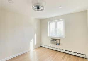 2 beds, 1 bath, 750 sqft, $3,500, Unit 3