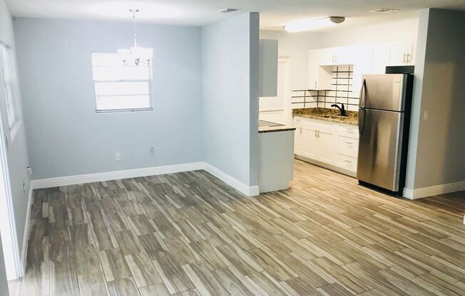 Nicely finished 3/1-  move in by 10/1 and enjoy 1/2 off first months rent.