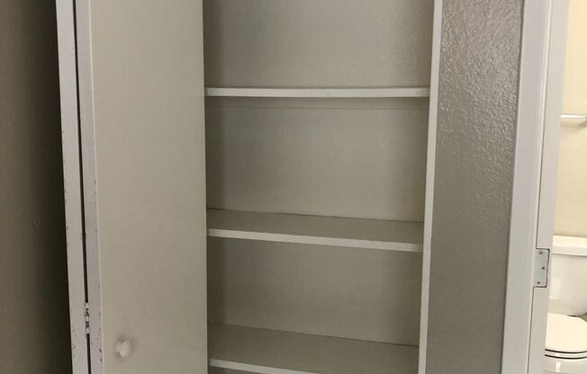 1 bed, 1 bath, $1,350, Unit # 259