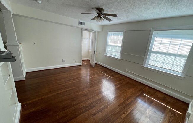 4630 New Hampshire Ave, NW Upper Level