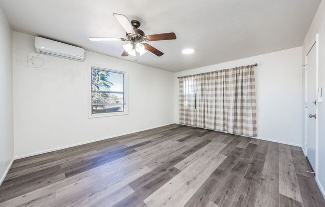 584 Villa