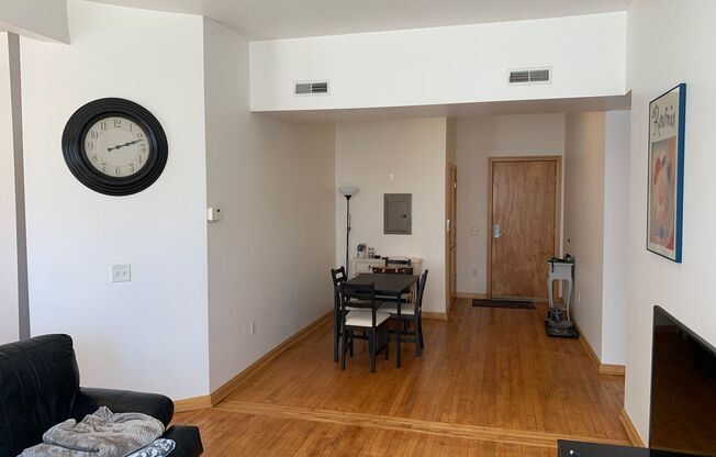 624 E. Ogden Ave
