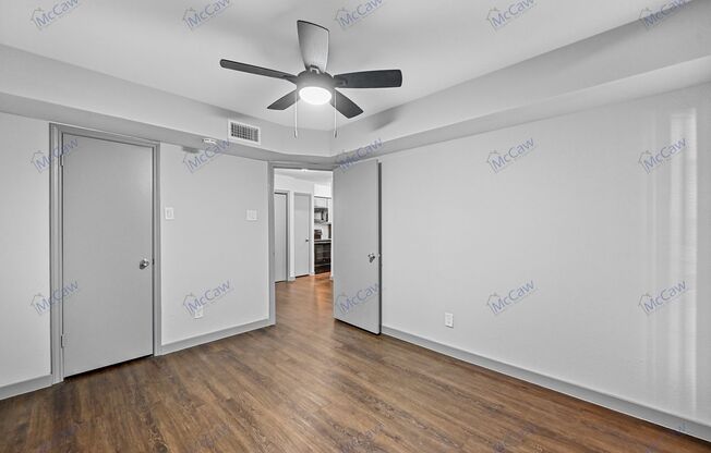 1 bed, 1 bath, $880, Unit # 116