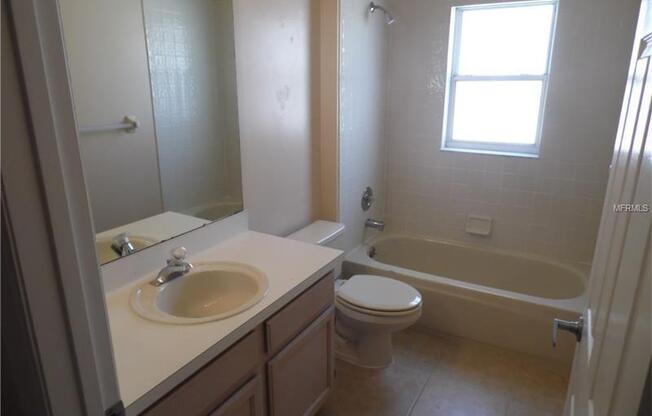 3 Bedroom/2 Bath home in Hunters Creek!