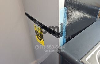 Studio, 1 bath, $545, Unit 14