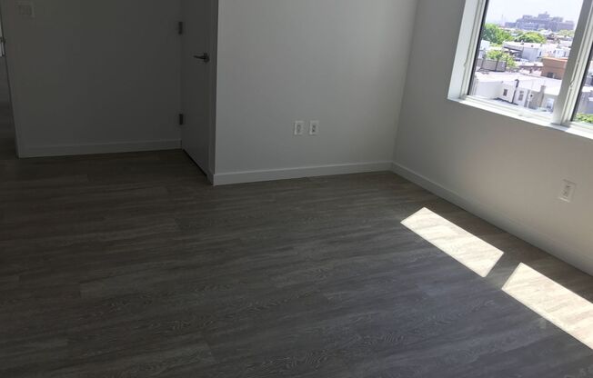 2 beds, 2 baths, 1,000 sqft, $2,550, Unit 606