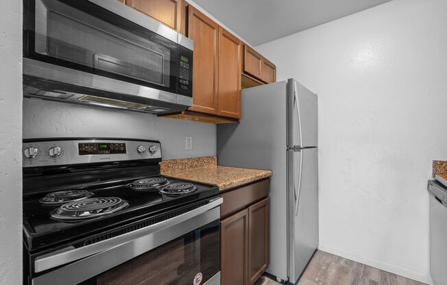 2 beds, 1 bath, 830 sqft, $1,440, Unit 112