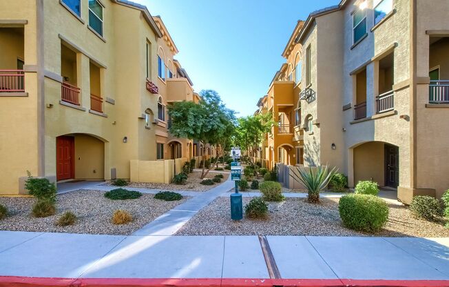 4 Bedroom townhome in Phoenix