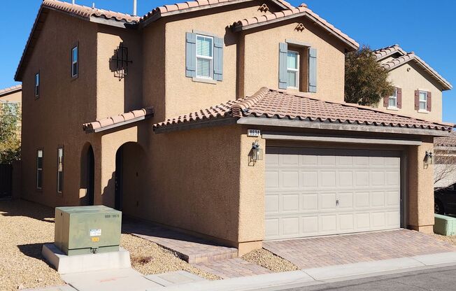 Lovely Two Story Home in Mountain Edge Community