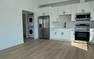 1 bed, 1 bath, 427 sqft, $1,900, Unit Unit 324 - 202