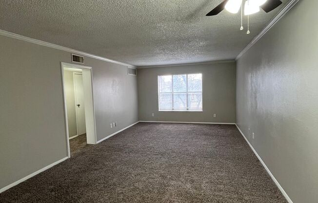 2 beds, 2 baths, 943 sqft, $860, Unit 1510
